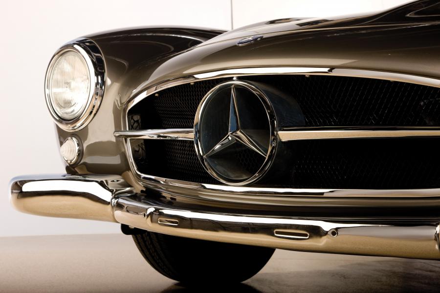 Детали экстерьера Mercedes-Benz 300 SL 1955 года  (фото 146 из 233)